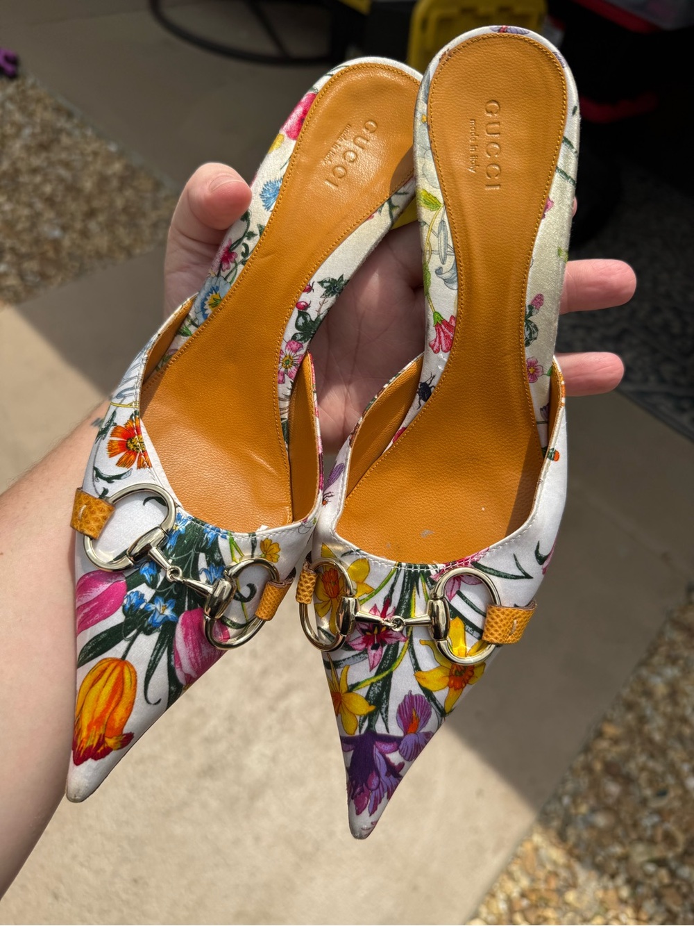 Gucci Vintage Rare White Floral Pointed Toe Slingback Mules with Horsebit